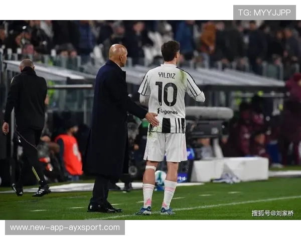 尤文卡瓦利亚前场抢断后直接低射破门：速度与直觉铸就的闪击